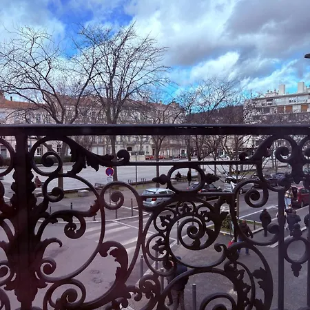 Gisele - Balneo-two Bedrooms-parking-center
